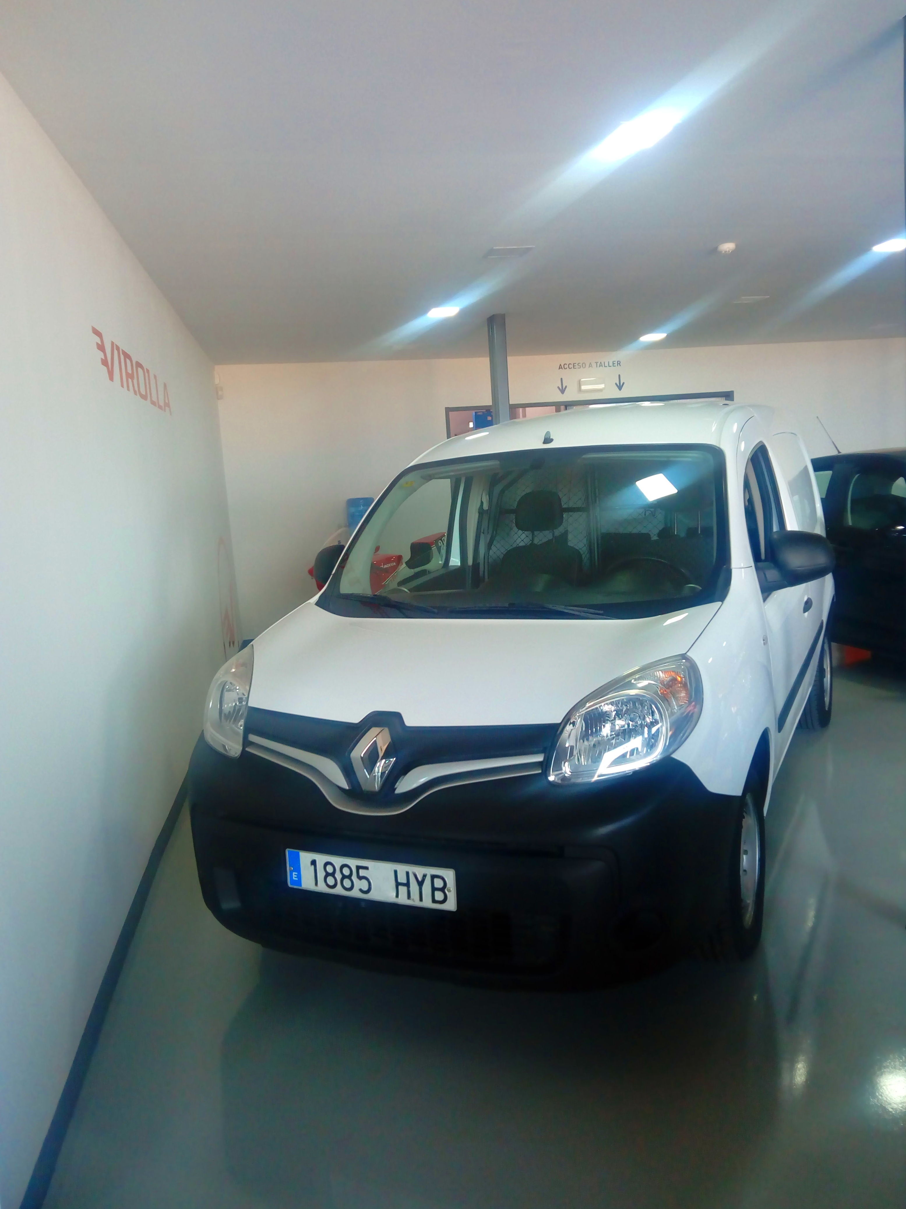 KANGOO PROFESIONAL FURGON: servicios y vehiculos de Virolla KANGOO PROFESIONAL FURGON: servicios y vehiculos de Virolla