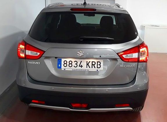 SUZUKI S-CROSS: servicios y vehiculos de Virolla SUZUKI S-CROSS: servicios y vehiculos de Virolla