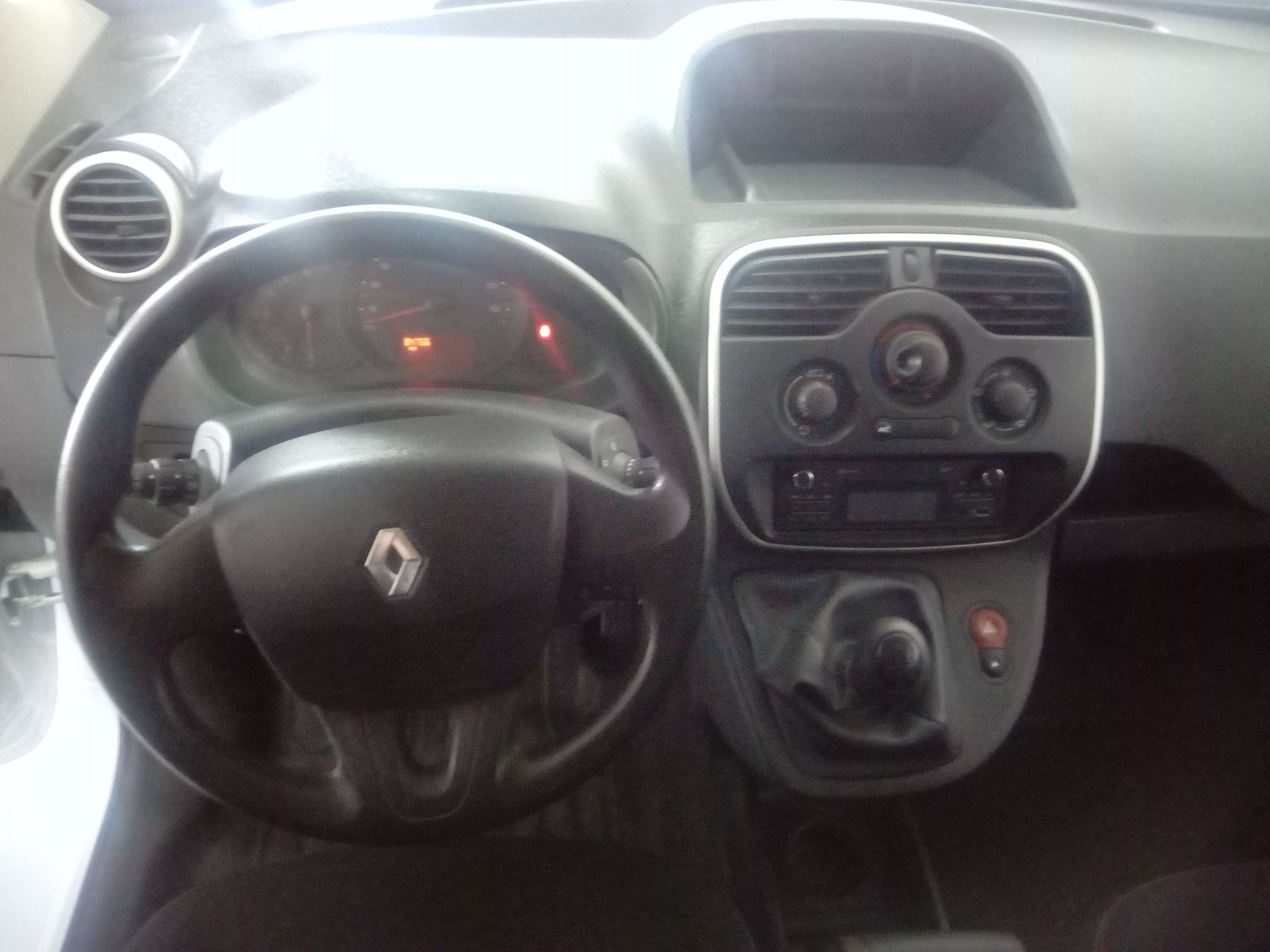 KANGOO PROFESIONAL 90CV: servicios y vehiculos de Virolla KANGOO PROFESIONAL 90CV: servicios y vehiculos de Virolla