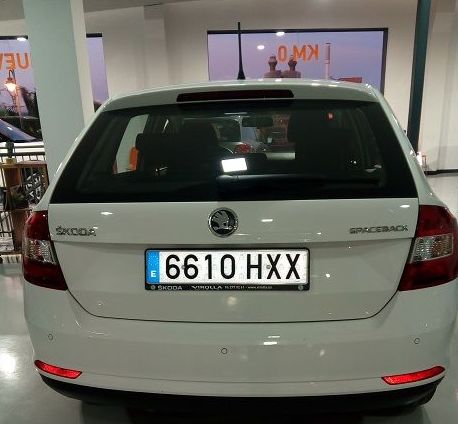 VENDIDO SKODA SPACEBACK: servicios y vehiculos de Virolla VENDIDO SKODA SPACEBACK: servicios y vehiculos de Virolla