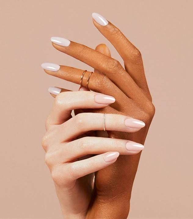 Uñas: Servicios de Alicia Bravo Uñas: Servicios de Alicia Bravo