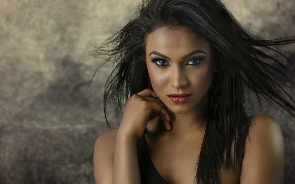 Maquillaje para todos los eventos: Servicios de Alicia Bravo Maquillaje para todos los eventos: Servicios de Alicia Bravo