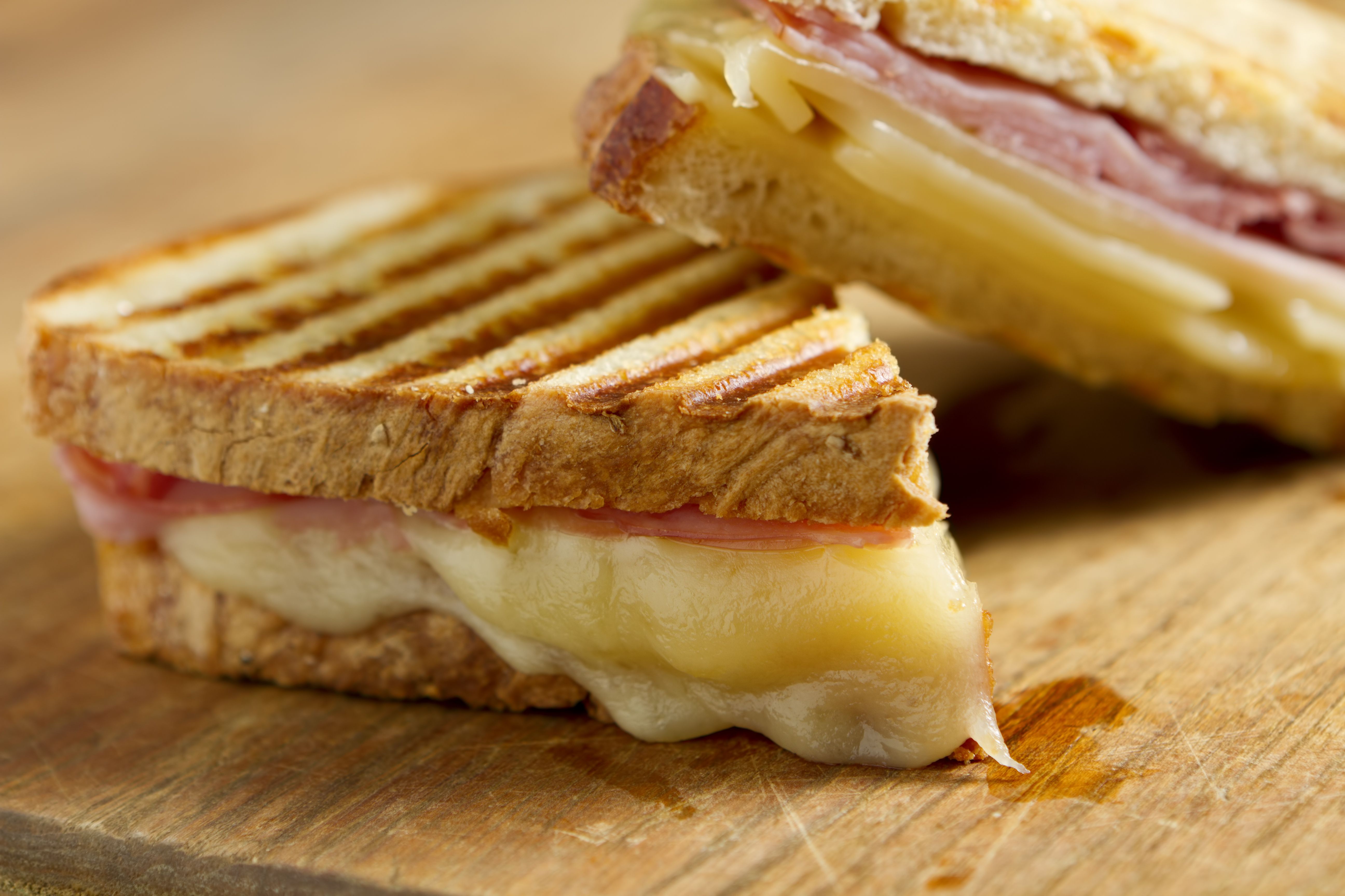 Sándwiches: Carta y Menú de Tasca Canaria La Nova Grangeta Sándwiches: Carta y Menú de Tasca Canaria La Nova Grangeta