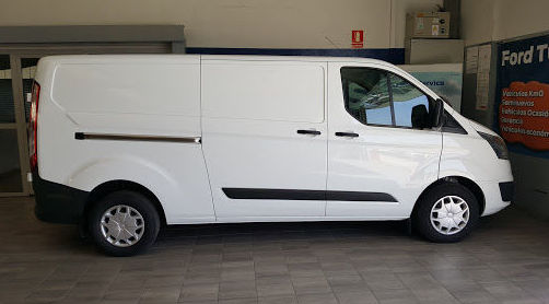 Ford Transit: Alquiler de vehículos de Altiplano Rent a Car Ford Transit: Alquiler de vehículos de Altiplano Rent a Car