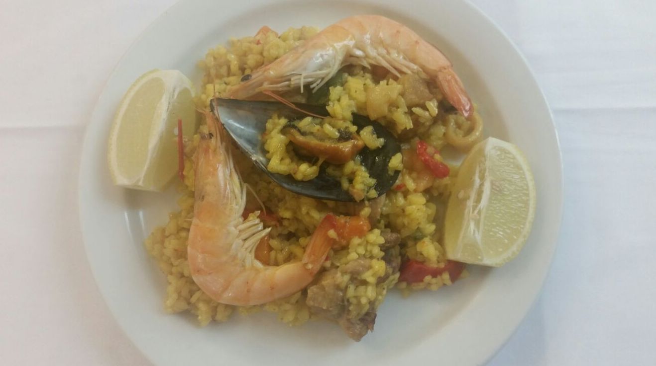 Nuestras especialidades: de Restaurante Bodegón Ciri Nuestras especialidades: de Restaurante Bodegón Ciri