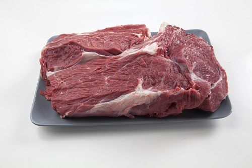 CUELLO DE TERNERA SIN HUESO - A dados: de Ramaders Agrupats CUELLO DE TERNERA SIN HUESO - A dados: de Ramaders Agrupats