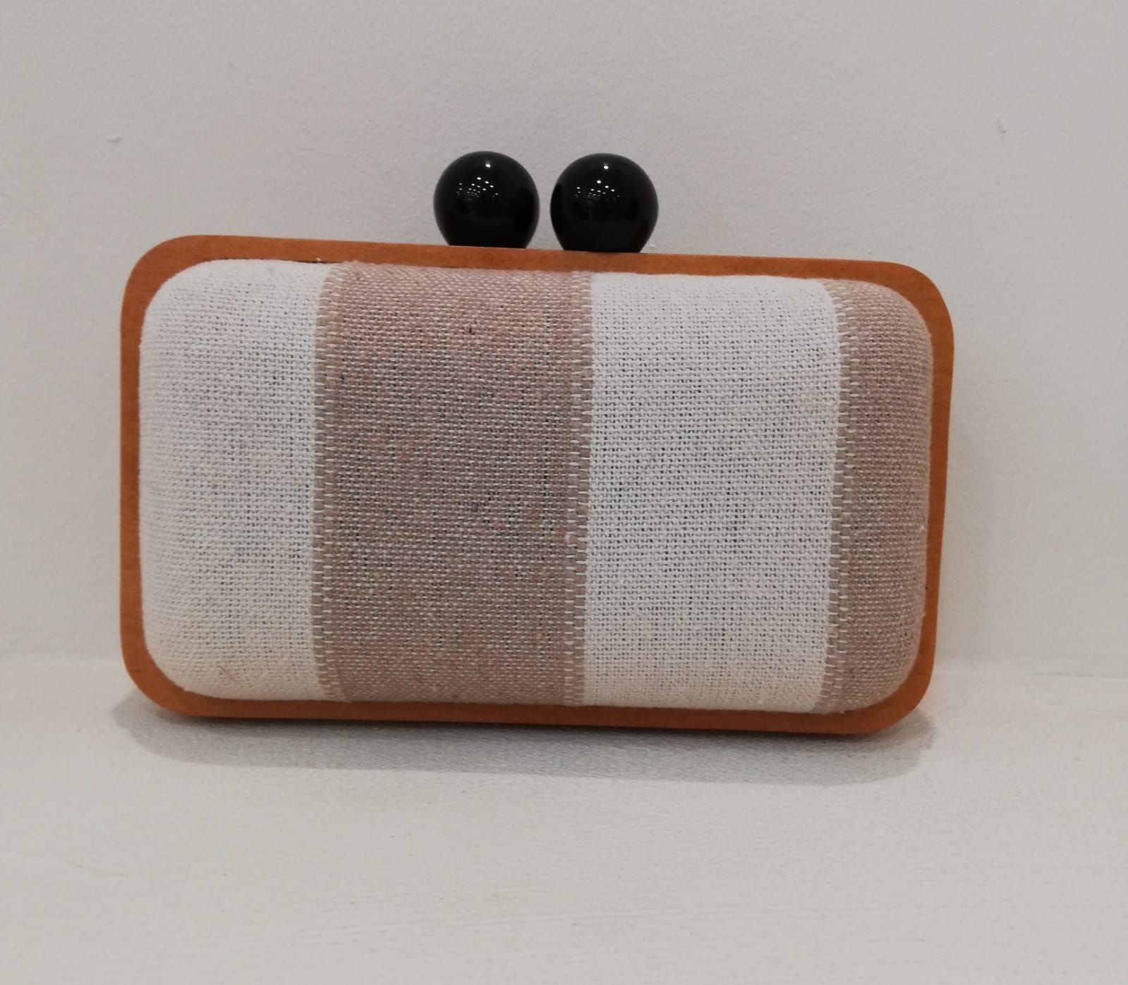 Accessories: Clothing and accessories de Gumer Fuengirola Accessories: Clothing and accessories de Gumer Fuengirola