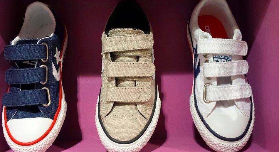 Zapatillas de lona : Calzado infantil de Petit Cocó Zapatillas de lona : Calzado infantil de Petit Cocó