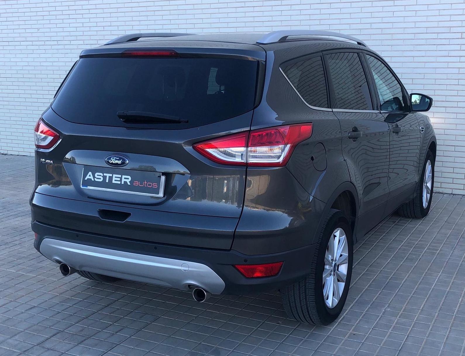 FORD KUGA 2.0 TDCI 150CV: de ASTER Autos FORD KUGA 2.0 TDCI 150CV: de ASTER Autos