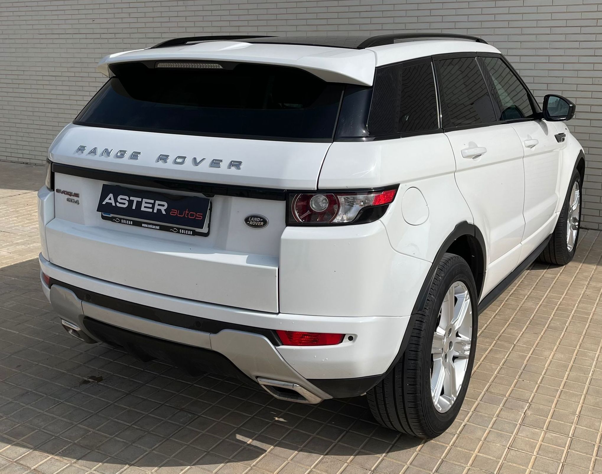 Land Rover Range Rover Evoque 5P ED4 150 CV 4X2 Dynamic: de ASTER Autos Land Rover Range Rover Evoque 5P ED4 150 CV 4X2 Dynamic: de ASTER Autos