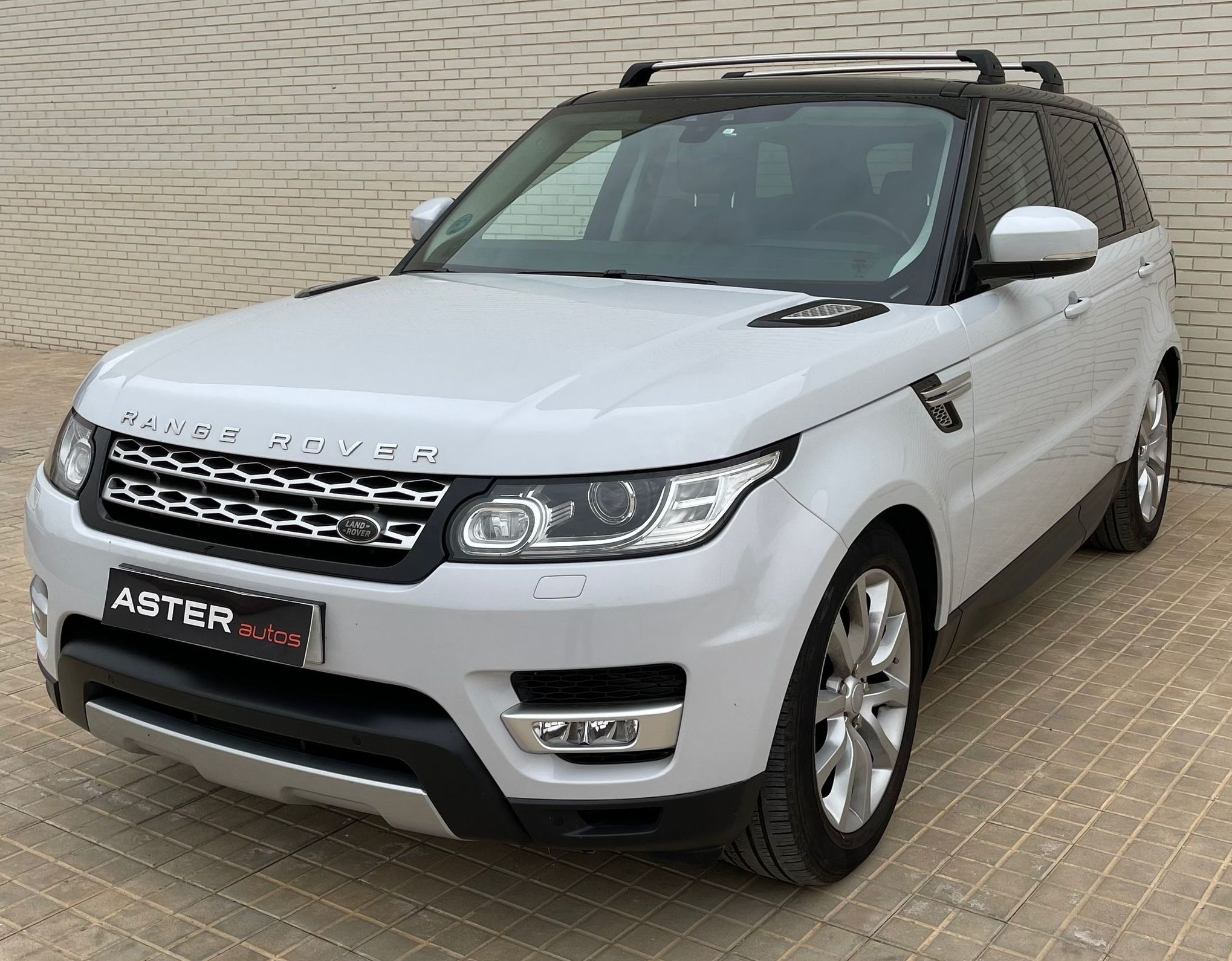Land Rover Range Rover Sport 3.0 Tdv6 190 KW (258 CV) HSE : de ASTER Autos Land Rover Range Rover Sport 3.0 Tdv6 190 KW (258 CV) HSE : de ASTER Autos