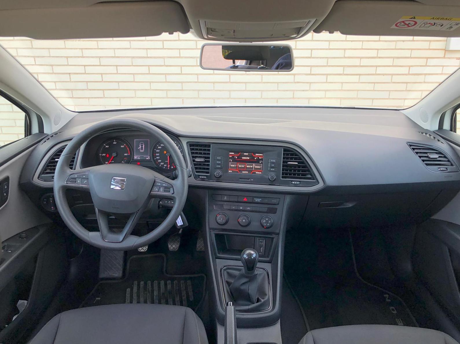 SEAT LEON SC 1.6 TDI REFERENCE PLUS: de ASTER Autos SEAT LEON SC 1.6 TDI REFERENCE PLUS: de ASTER Autos