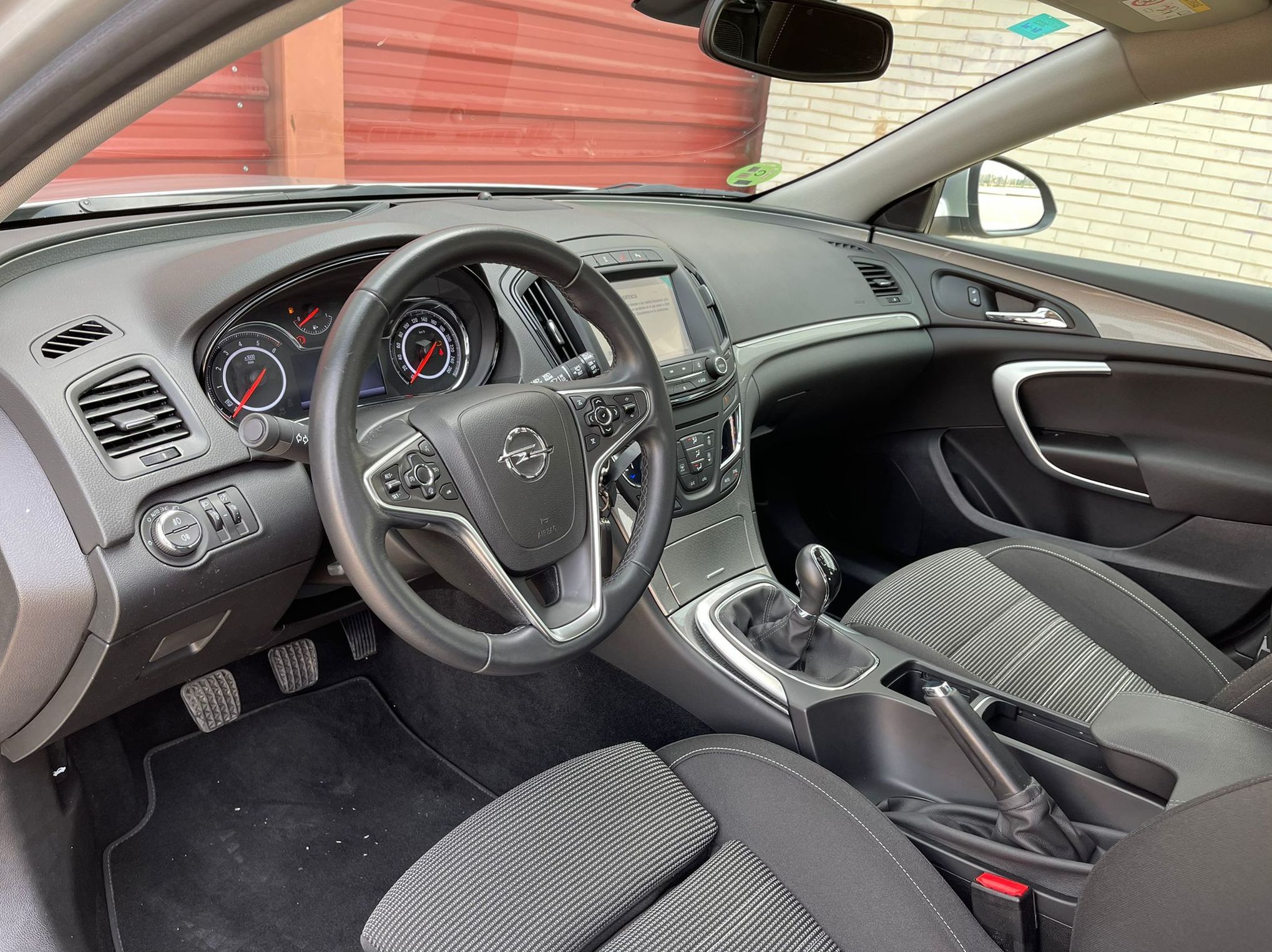 Opel Insignia 4P Selective 1.6 Cdti Ecoflex 136 CV Start & Stop: de ASTER Autos Opel Insignia 4P Selective 1.6 Cdti Ecoflex 136 CV Start & Stop: de ASTER Autos