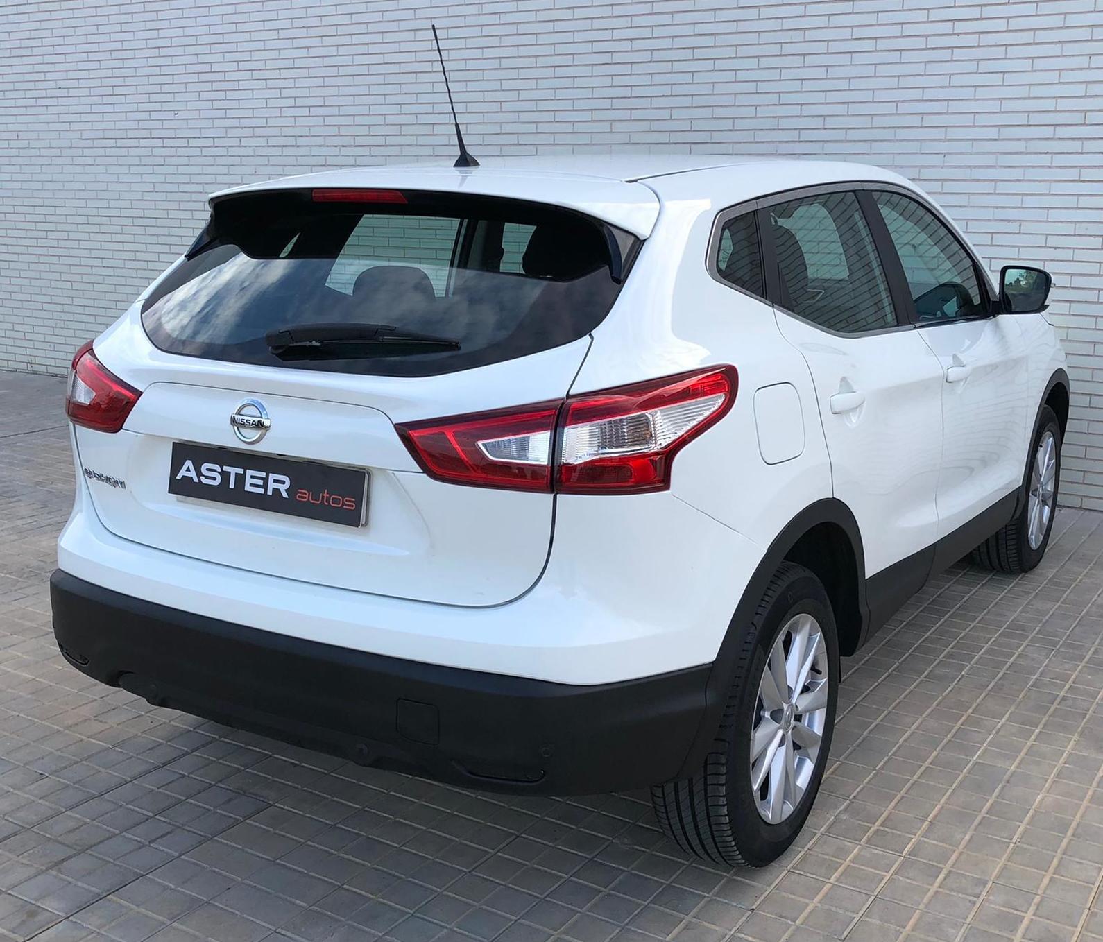 NISSAN QASHQAI 1.5 DCI 110CV: de ASTER Autos NISSAN QASHQAI 1.5 DCI 110CV: de ASTER Autos