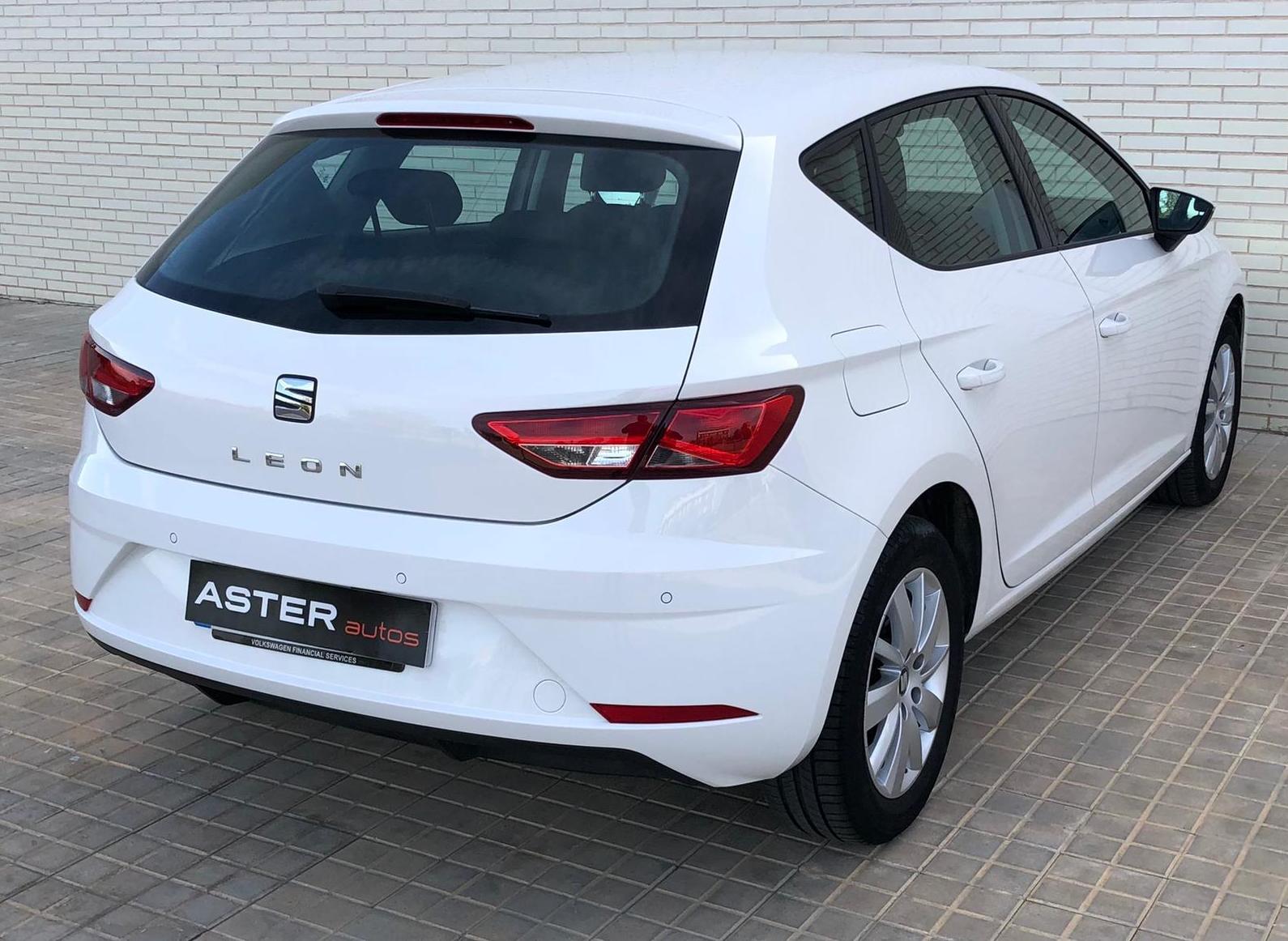 SEAT LEON SC 1.6 TDI REFERENCE PLUS: de ASTER Autos SEAT LEON SC 1.6 TDI REFERENCE PLUS: de ASTER Autos