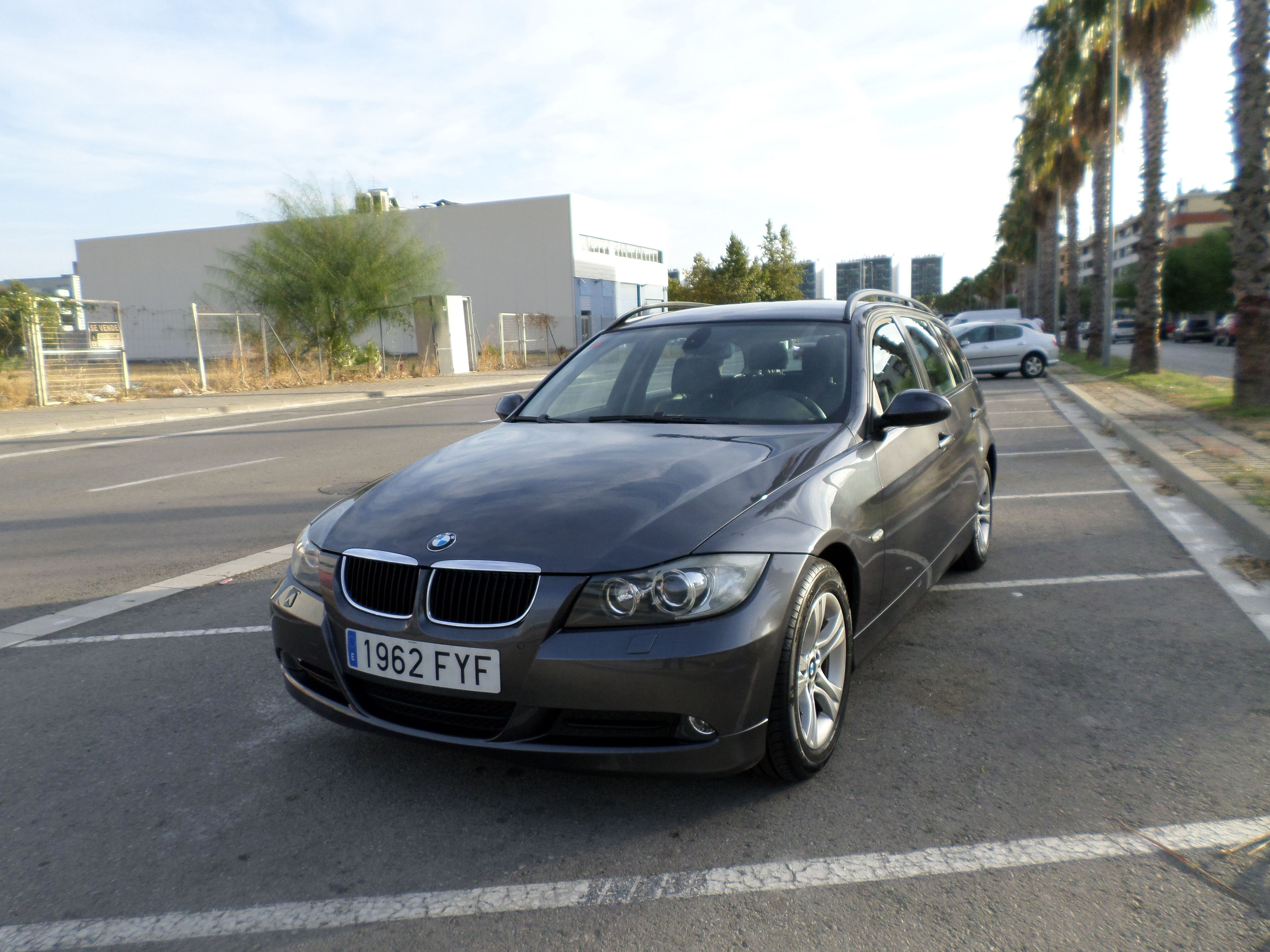 BMW 320 TOURING 177 CV AÑO 2008 145000 9700 €uros: Servicios de reparación de Automóviles y Talleres Dorado BMW 320 TOURING 177 CV AÑO 2008 145000 9700 €uros: Servicios de reparación de Automóviles y Talleres Dorado