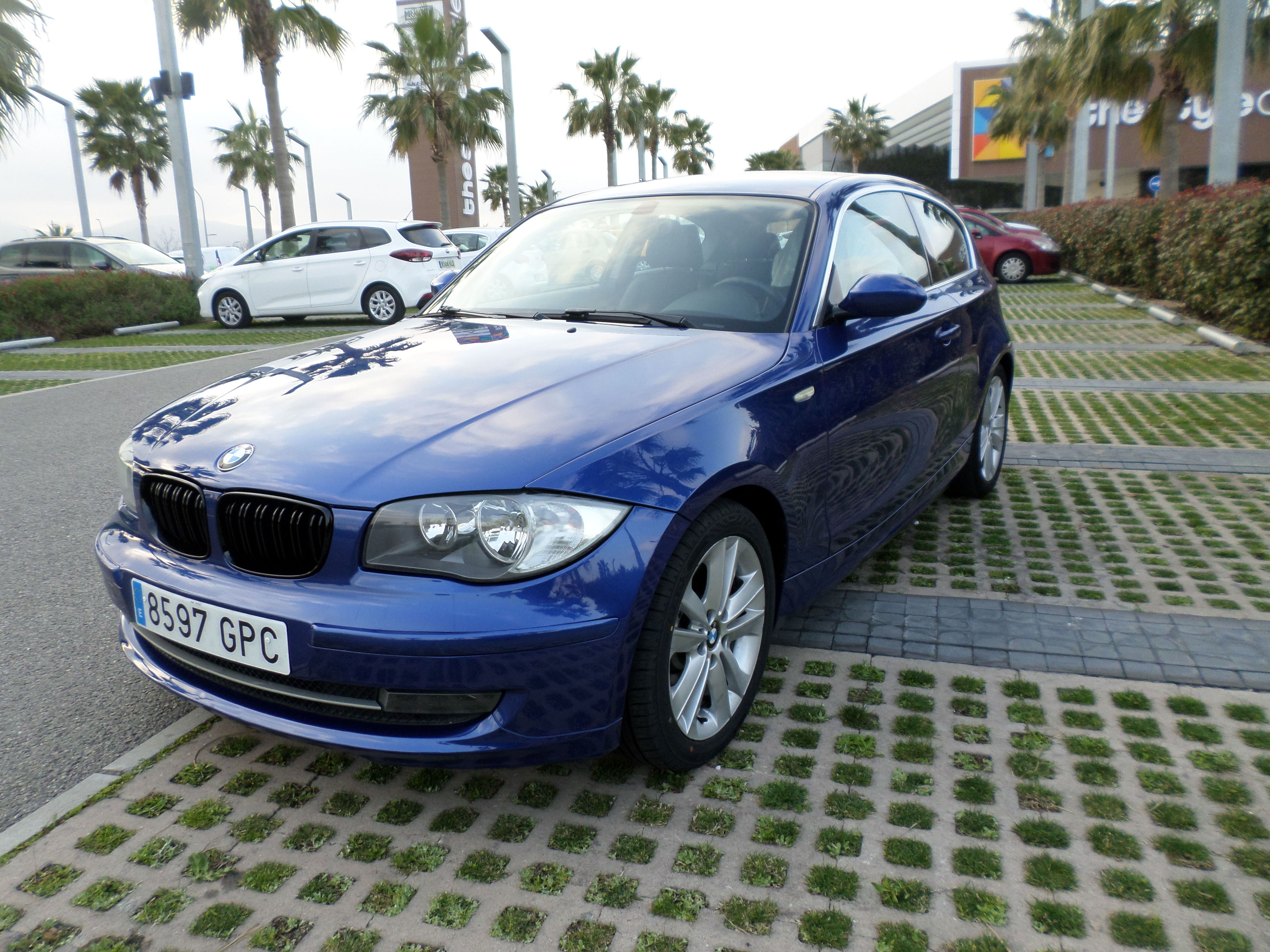 BMW 123 d año 2009 205 cv. 109000 kms 12500 €uros: Servicios de reparación de Automóviles y Talleres Dorado BMW 123 d año 2009 205 cv. 109000 kms 12500 €uros: Servicios de reparación de Automóviles y Talleres Dorado