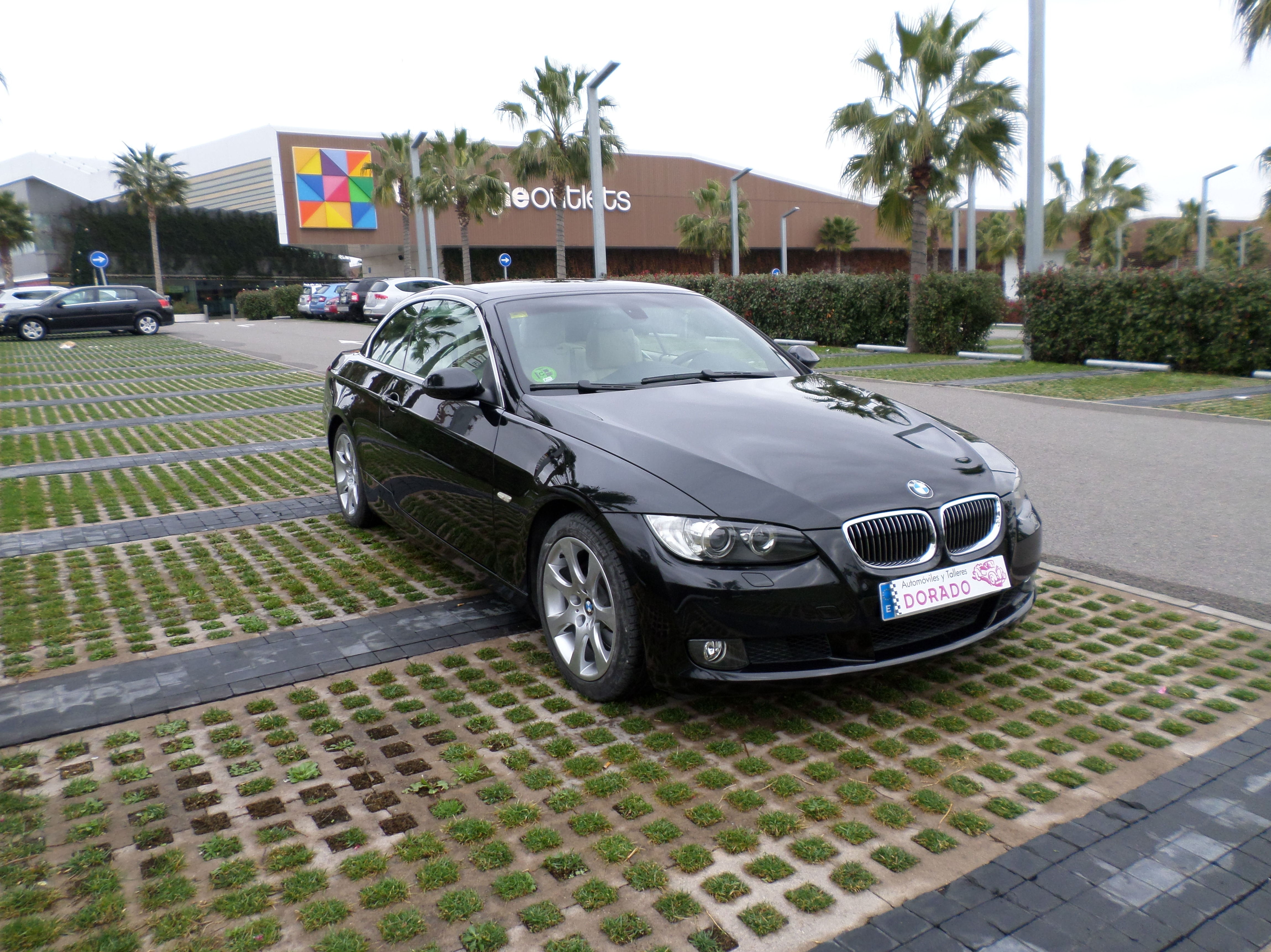 BMW 325 Cabrio 2007 85000 kms Automatico 17200€uros: Servicios de reparación de Automóviles y Talleres Dorado BMW 325 Cabrio 2007 85000 kms Automatico 17200€uros: Servicios de reparación de Automóviles y Talleres Dorado