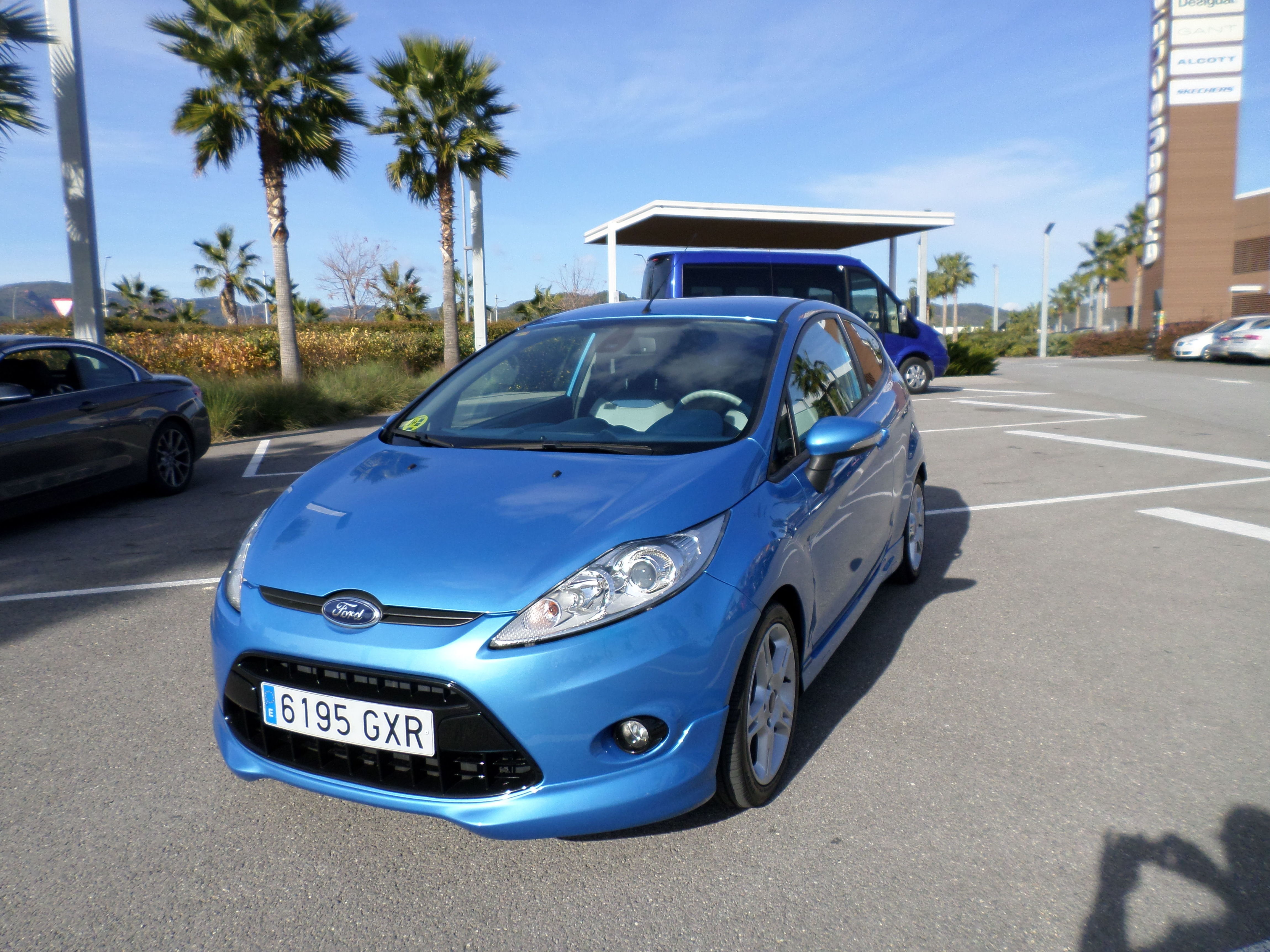 Ford fiesta 1.6 TDCI Premium año 2010 7200€uros: Servicios de reparación de Talleres Dorado Bosch Car Services Ford fiesta 1.6 TDCI Premium año 2010 7200€uros: Servicios de reparación de Talleres Dorado Bosch Car Services