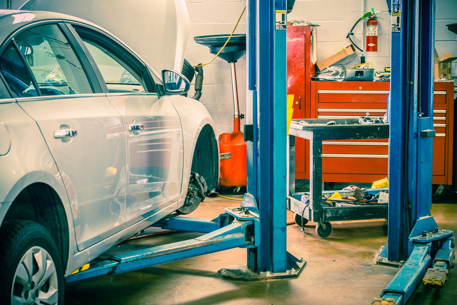 Revisiones y Pre ITV: Servicios de reparación de Automóviles y Talleres Dorado Revisiones y Pre ITV: Servicios de reparación de Automóviles y Talleres Dorado