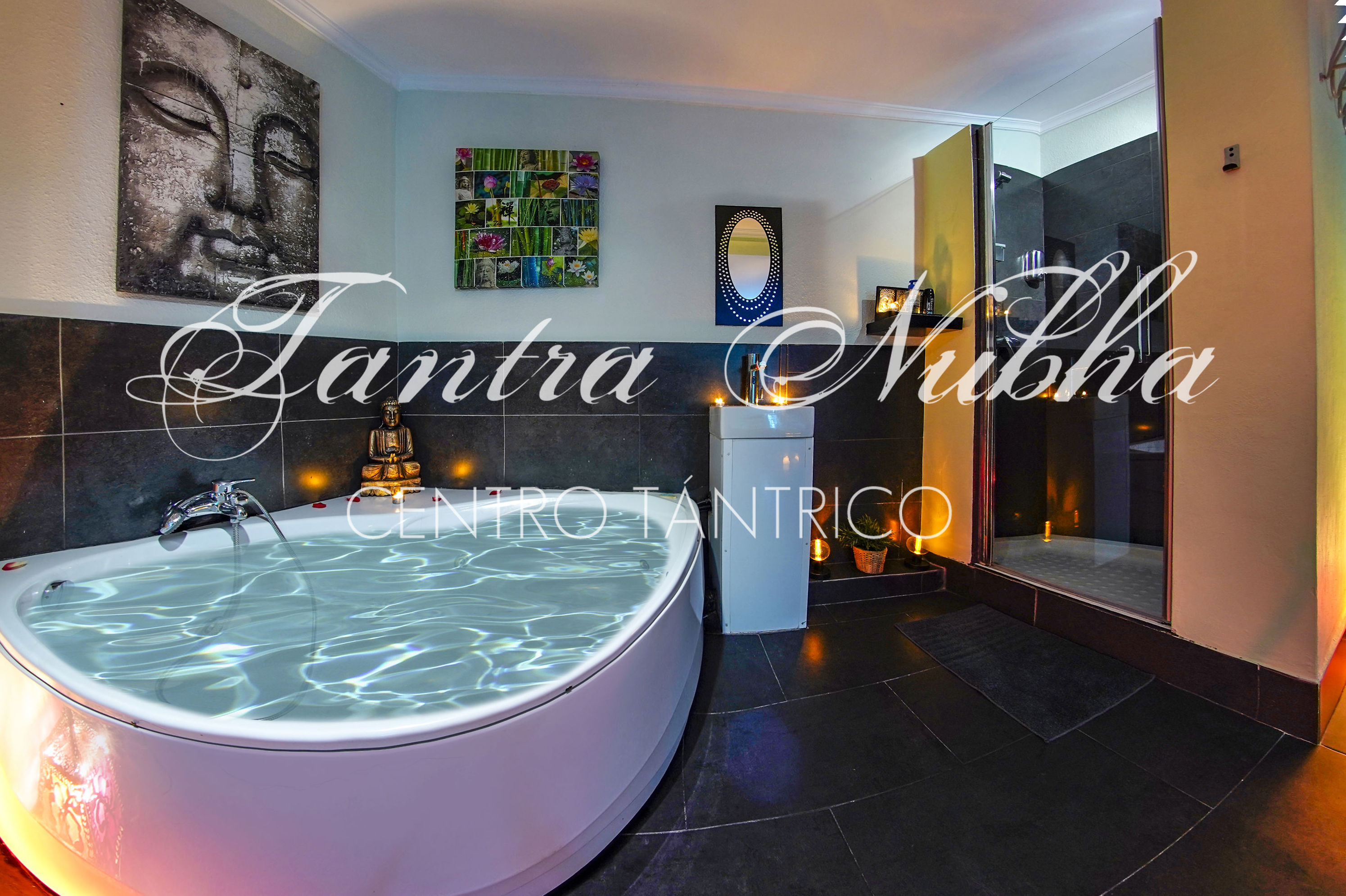 Massages with Spa: Beauty Salon de Tantra Nubha Massages with Spa: Beauty Salon de Tantra Nubha