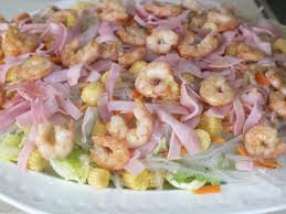 Ensalada con gambas: Carta de El Jardín de Oriente Ensalada con gambas: Carta de El Jardín de Oriente
