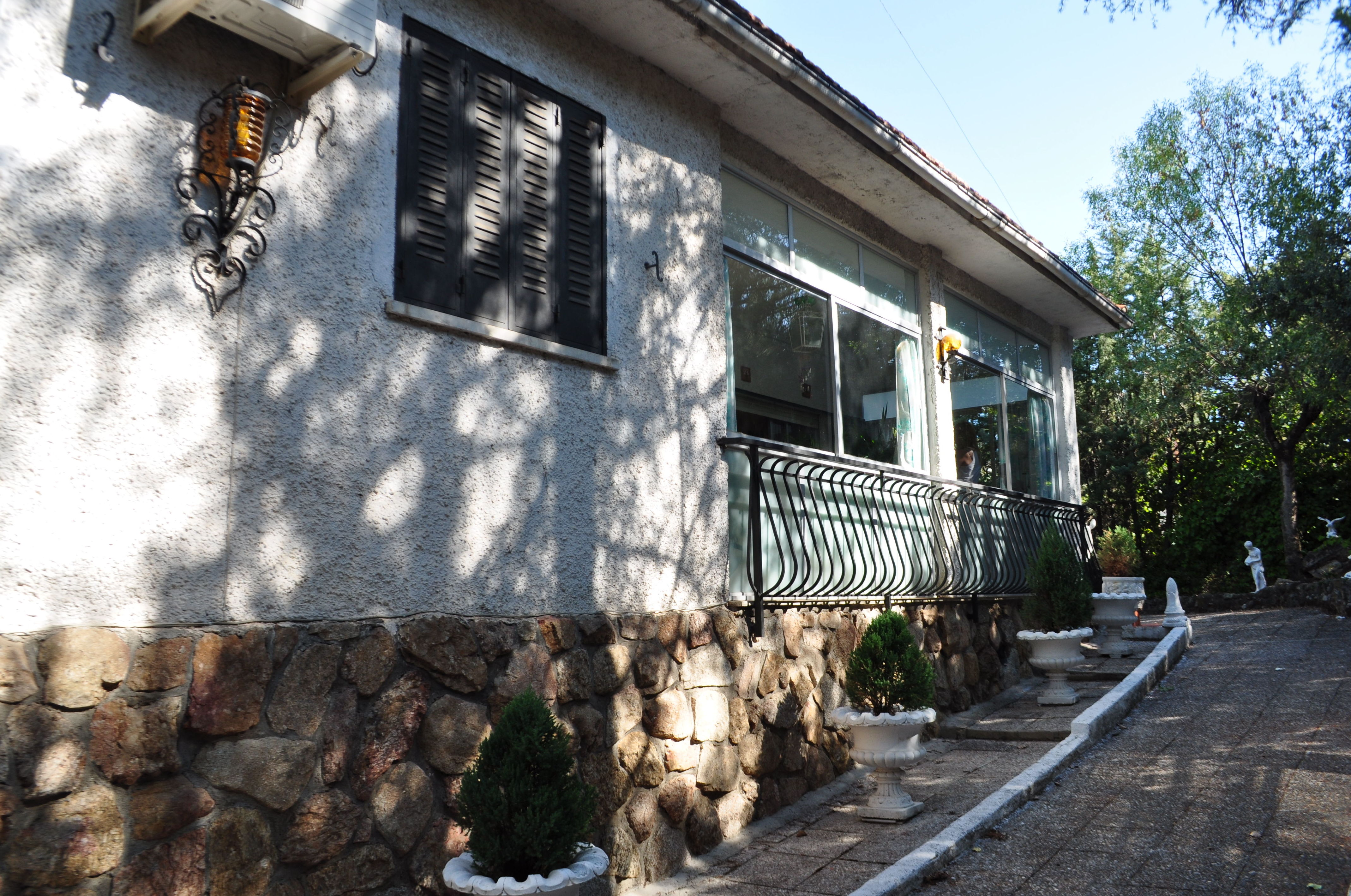 CHALET VALDEMORILLO: Gestión Inmobiliaria de Adasenor, S.L. CHALET VALDEMORILLO: Gestión Inmobiliaria de Adasenor, S.L.