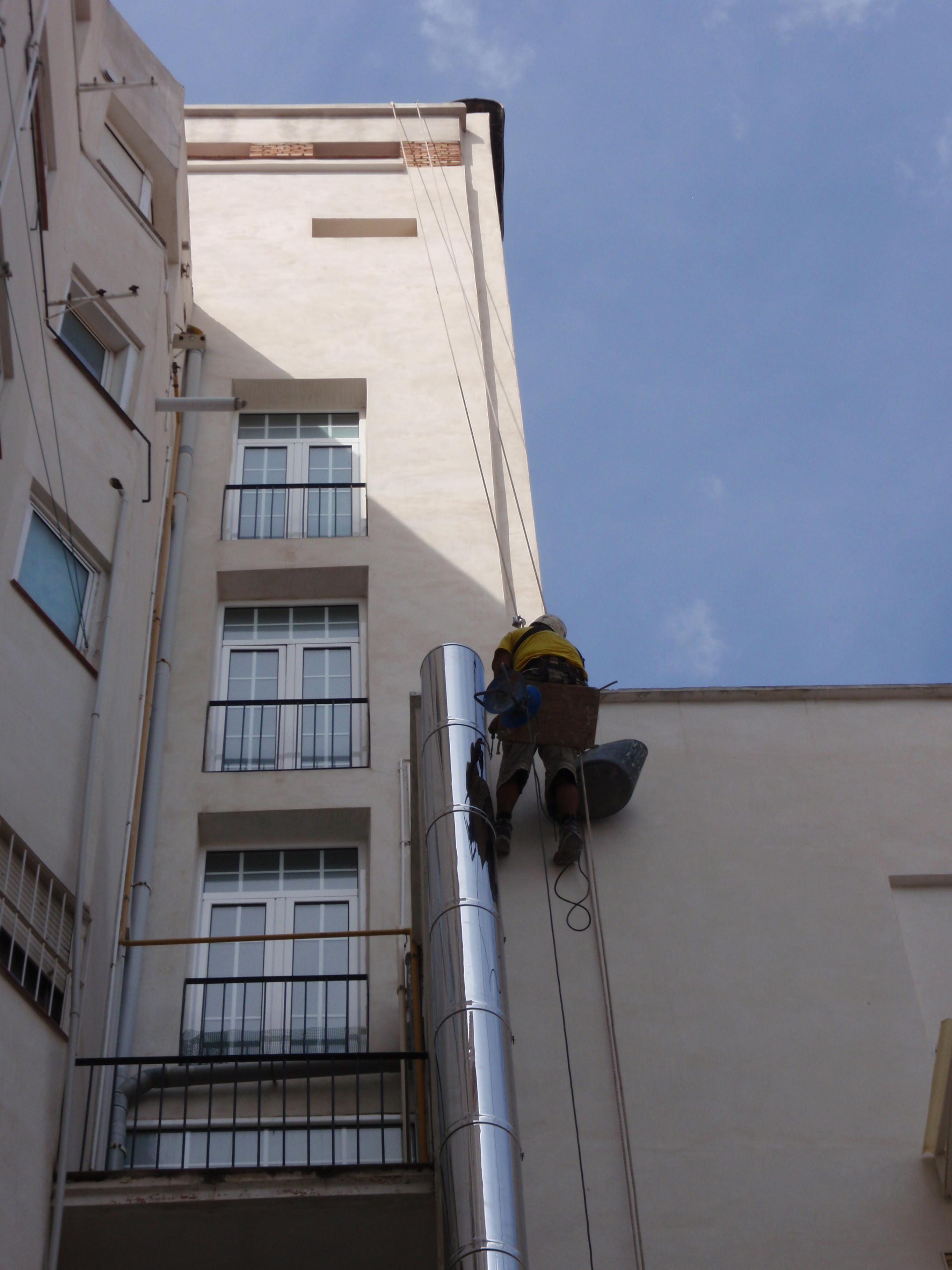 CHIMENEAS DE EXTRACCIÓN: Nuestros Servicios de Vertimur CHIMENEAS DE EXTRACCIÓN: Nuestros Servicios de Vertimur