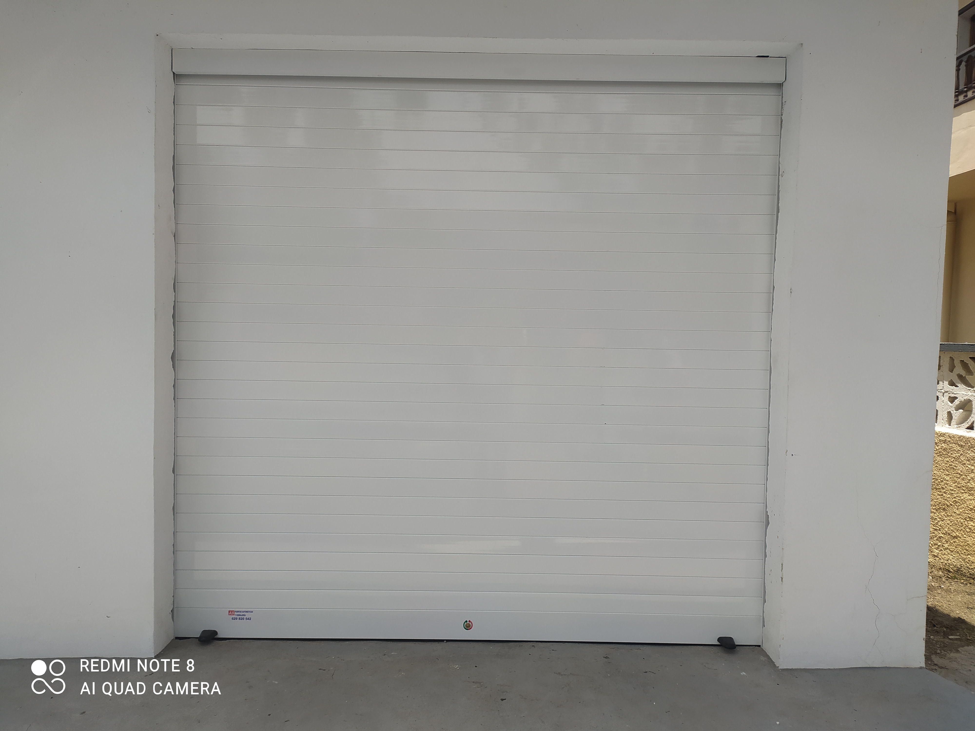 Puertas y persianas enrollables: Servicios de JLS Puertas automáticas y Cerrajería Puertas y persianas enrollables: Servicios de JLS Puertas automáticas y Cerrajería