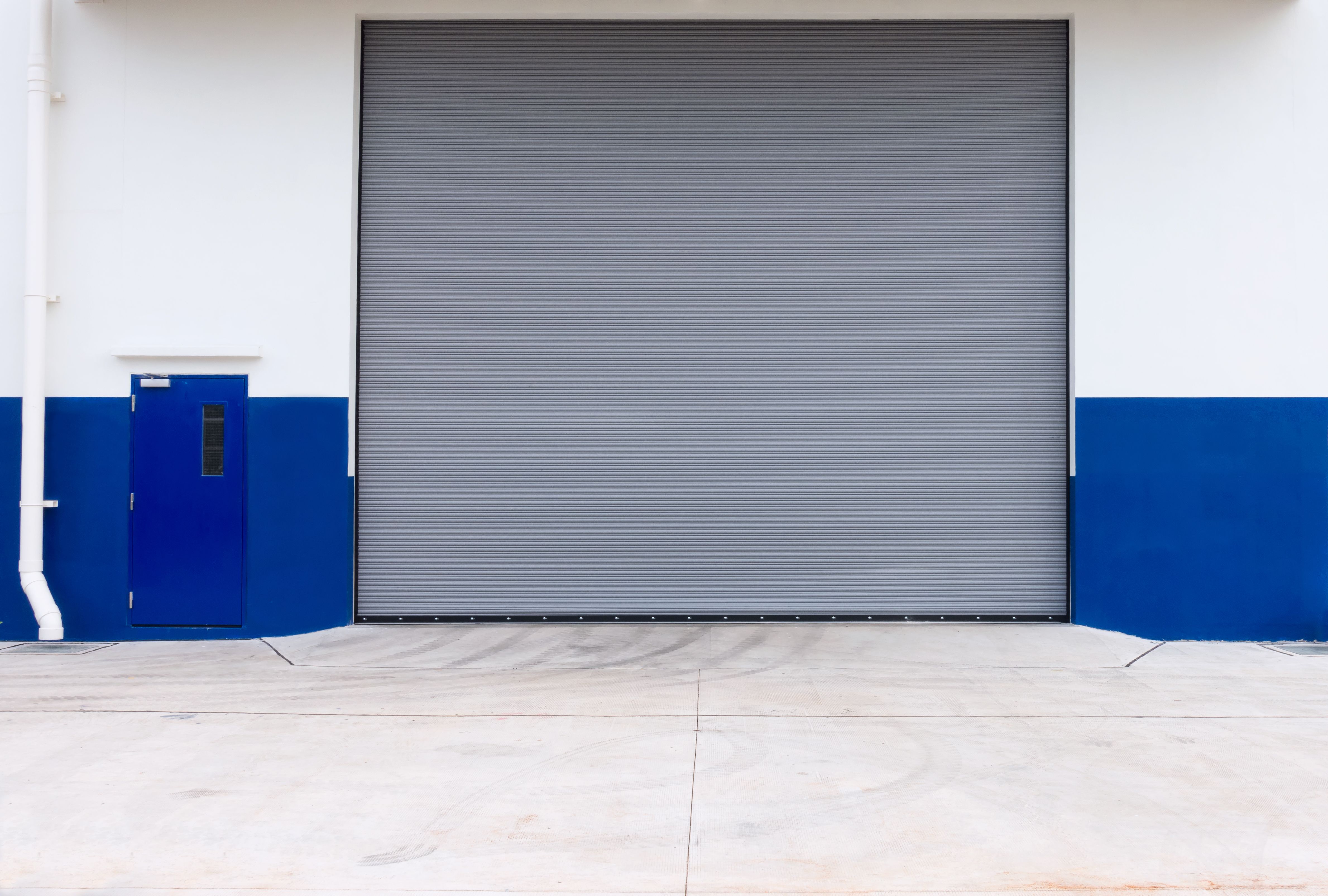 Puertas para naves industriales: Servicios de JLS Puertas automáticas y Cerrajería Puertas para naves industriales: Servicios de JLS Puertas automáticas y Cerrajería