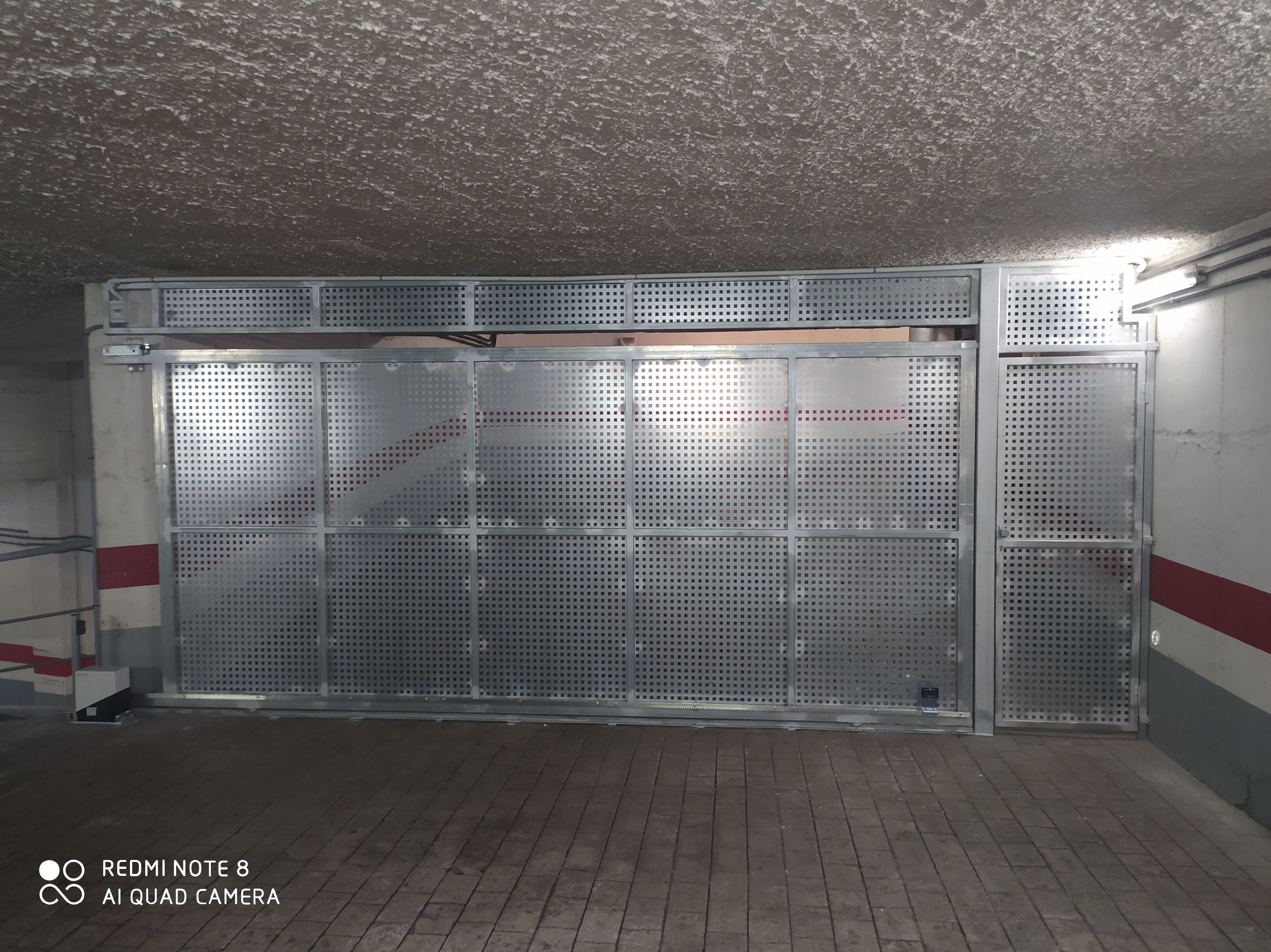 Puertas correderas: Servicios de JLS Puertas automáticas y Cerrajería Puertas correderas: Servicios de JLS Puertas automáticas y Cerrajería