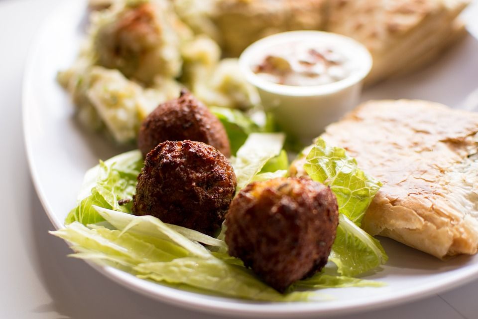Dürüm o pita - Falafel: Carta de Döner Kebab Turco Dürüm o pita - Falafel: Carta de Döner Kebab Turco