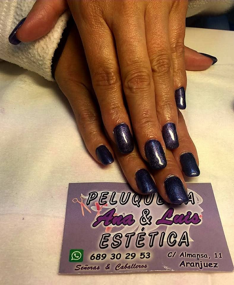 Manicuras y pedicuras: Servicios de Peluquería & Estética Ana Peluqueros Manicuras y pedicuras: Servicios de Peluquería & Estética Ana Peluqueros