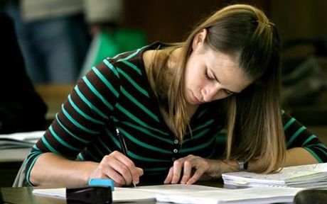 Preparación de Oposiciones: Nuestras clases de Academia Landeta Preparación de Oposiciones: Nuestras clases de Academia Landeta