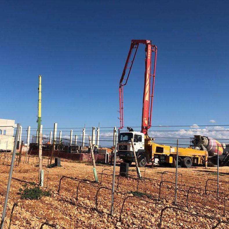 Bombeo de hormigón: Servicios de Hormigones Manacor Bombeo de hormigón: Servicios de Hormigones Manacor