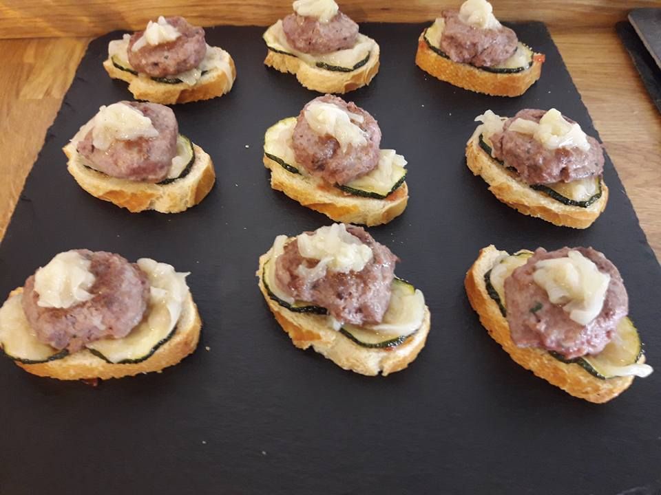 Tapas creativas y bocadillos especiales: Oferta de Bar Restaurant Un Mos Tapas creativas y bocadillos especiales: Oferta de Bar Restaurant Un Mos