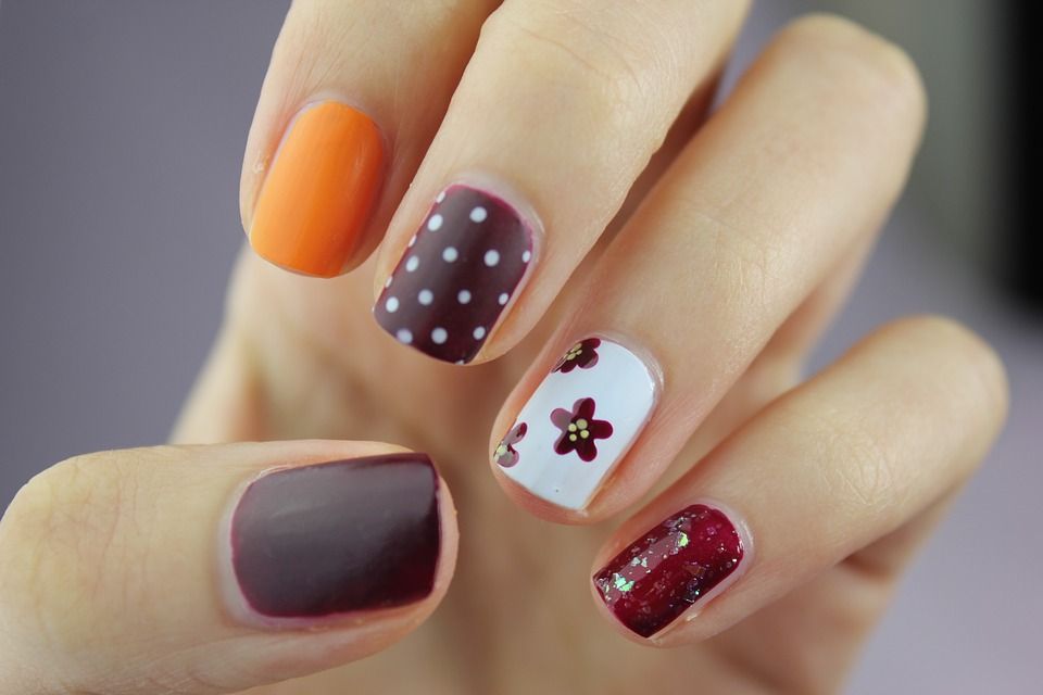 Manicura, pedicura y esmaltado permanente: SERVICIOS PELUQUERIA de Javier Peluqueros Tapia De Casariego Manicura, pedicura y esmaltado permanente: SERVICIOS PELUQUERIA de Javier Peluqueros Tapia De Casariego