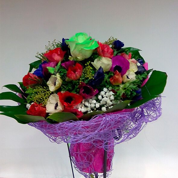 Flores para ocasiones especiales: Productos de FLORISTERÍA CASA BASUSTA Flores para ocasiones especiales: Productos de FLORISTERÍA CASA BASUSTA