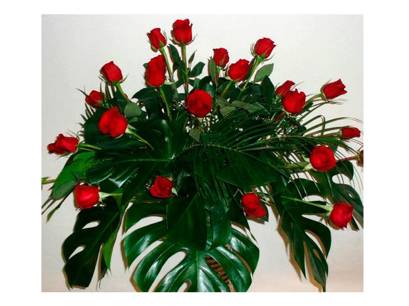 Centros florales: Productos de FLORISTERÍA CASA BASUSTA Centros florales: Productos de FLORISTERÍA CASA BASUSTA