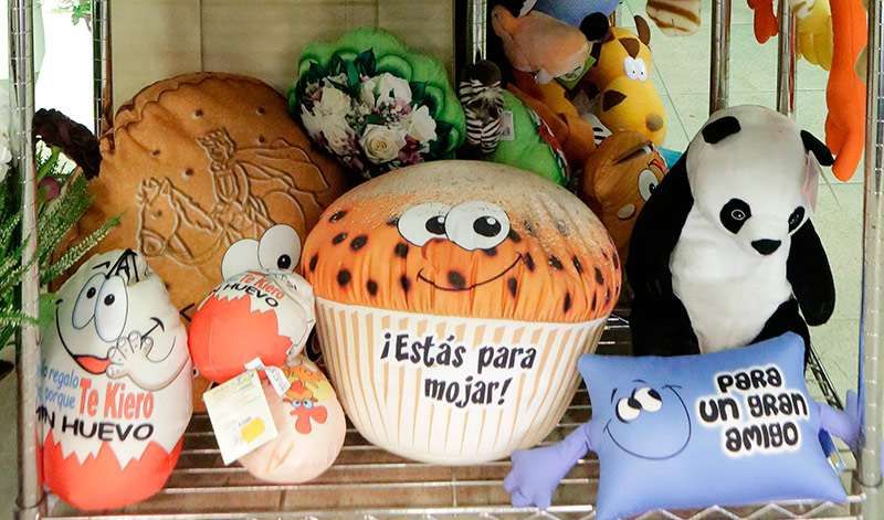 Peluches de regalo: Productos de FLORISTERÍA CASA BASUSTA Peluches de regalo: Productos de FLORISTERÍA CASA BASUSTA