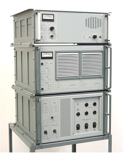 Transceptor HF 1000W Digital: Productos de Invelco Transceptor HF 1000W Digital: Productos de Invelco