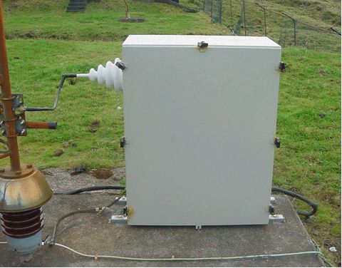 Acoplador para Antena Vertical Navtex: Productos de Invelco Acoplador para Antena Vertical Navtex: Productos de Invelco