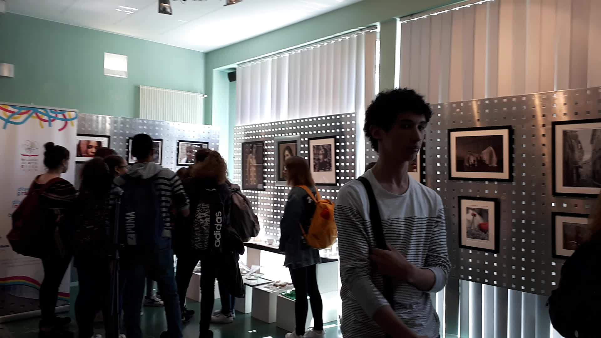EXPOSICIÓN FIN DE CURSO 2017/18 }}