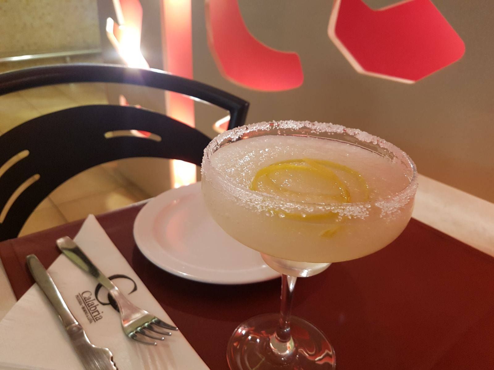 Coctelería & Café: ¿Qué ofrecemos? de Restaurante Calabria Coctelería & Café: ¿Qué ofrecemos? de Restaurante Calabria