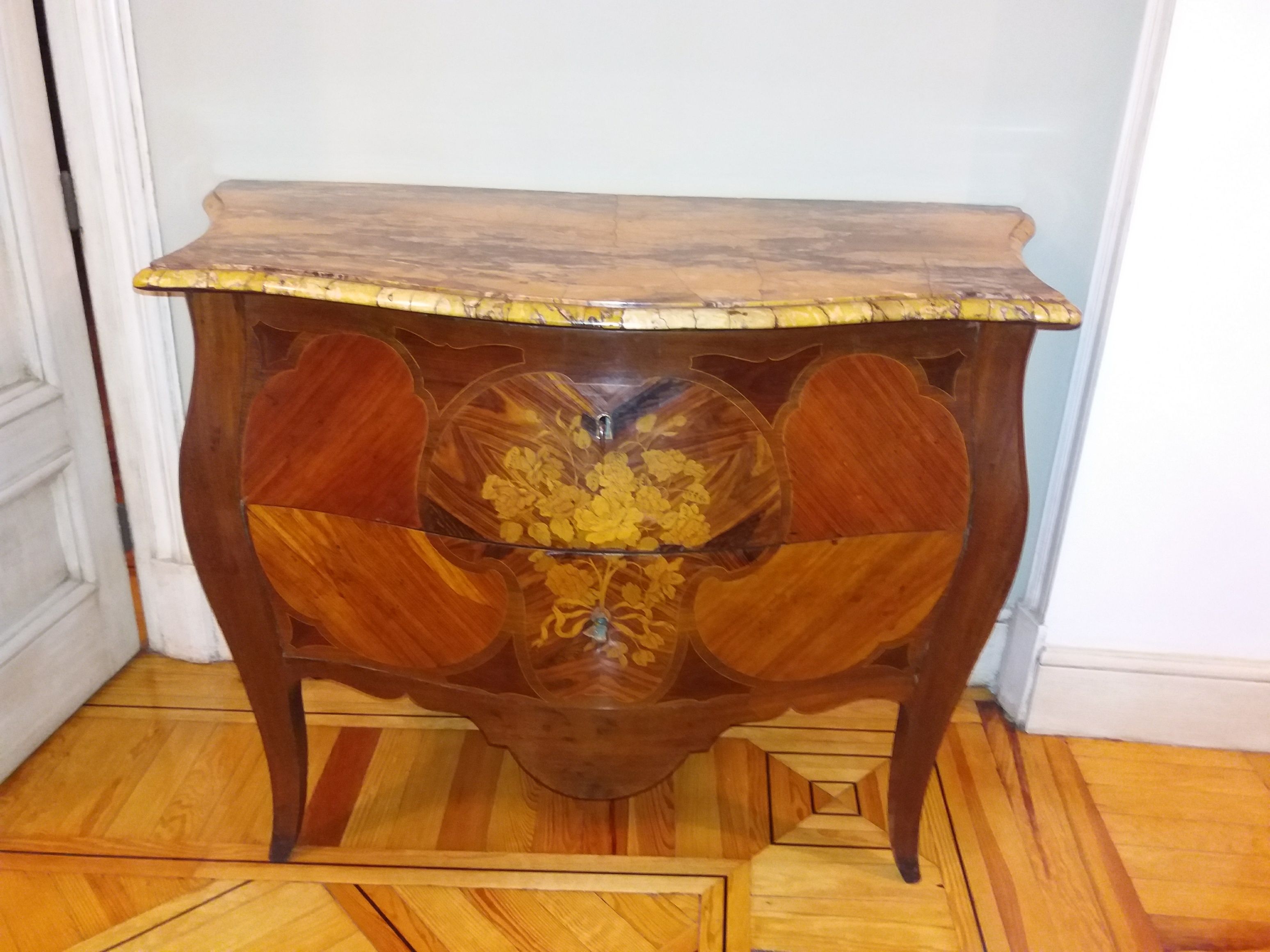 Restauración de muebles: Servicios de Carpintería Jana Restauración de muebles: Servicios de Carpintería Jana