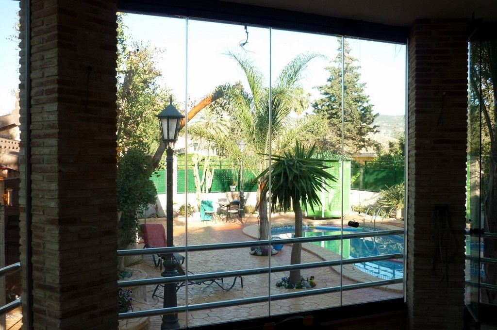 Cortinas de cristal: Servicios de Cortina de Cristal CB Cortinas de cristal: Servicios de Cortina de Cristal CB