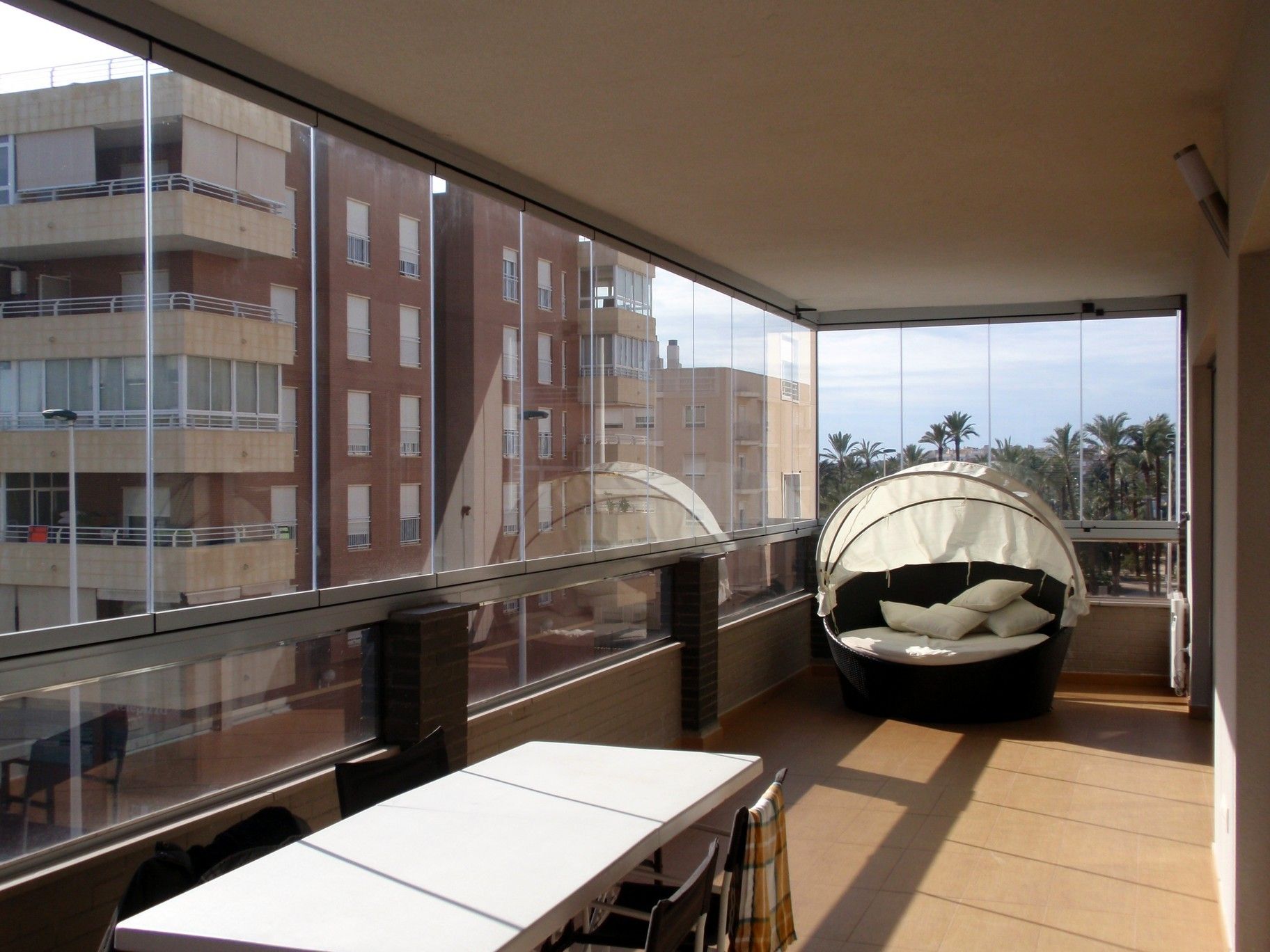 Cortinas de cristal: Servicios de Cortina de Cristal CB Cortinas de cristal: Servicios de Cortina de Cristal CB