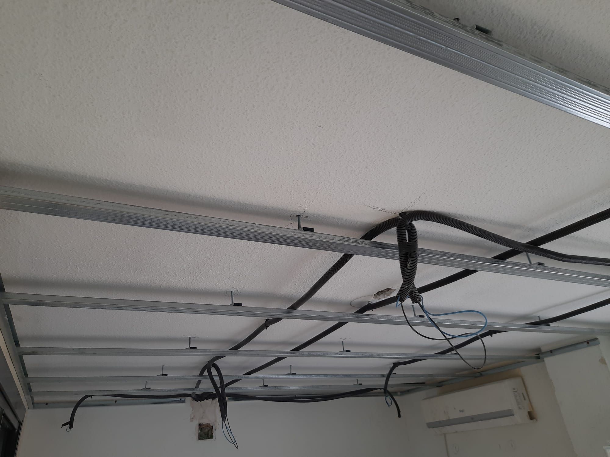 Trabajo realizado de estructuras: Servicios de Pladur en Granada Trabajo realizado de estructuras: Servicios de Pladur en Granada