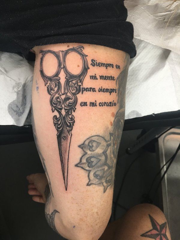 Black & Grey: Tattoos de Lost Soul Tattoo Black & Grey: Tattoos de Lost Soul Tattoo