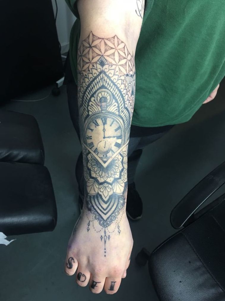 Mandalas: Tattoos de Lost Soul Tattoo Mandalas: Tattoos de Lost Soul Tattoo